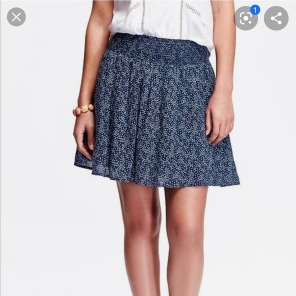 OLD NAVY STARS NAVY SKIRT ELASTIC WAIST SIZE LARGE